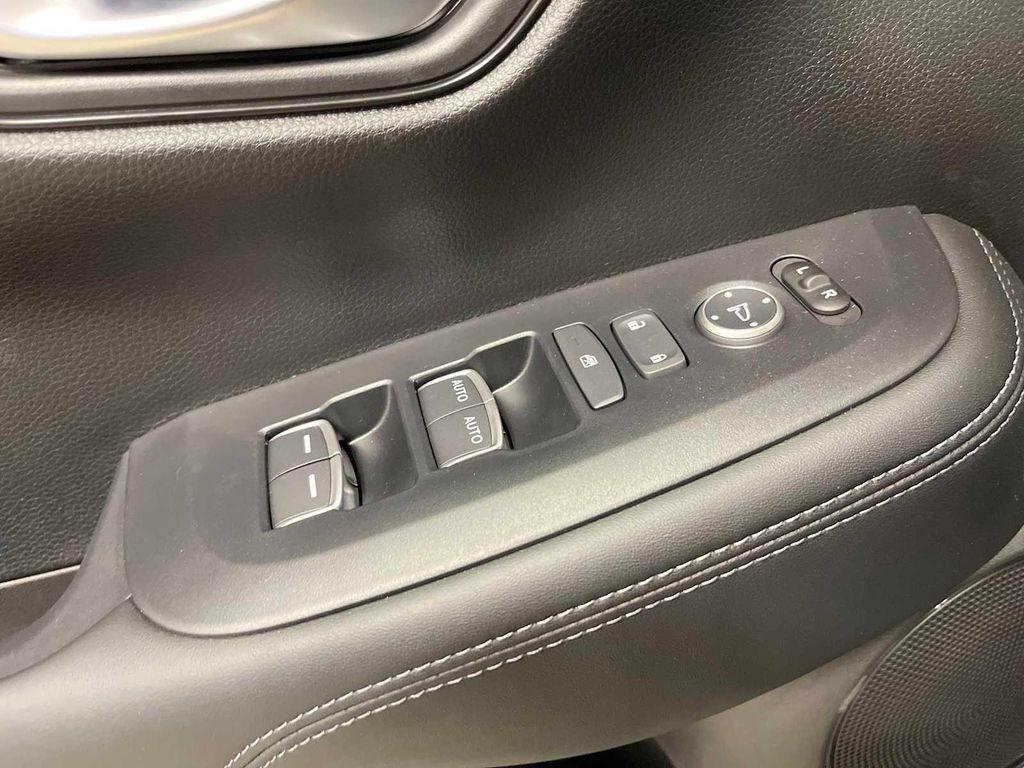 new 2027 Honda HR-V car, priced at $34,080