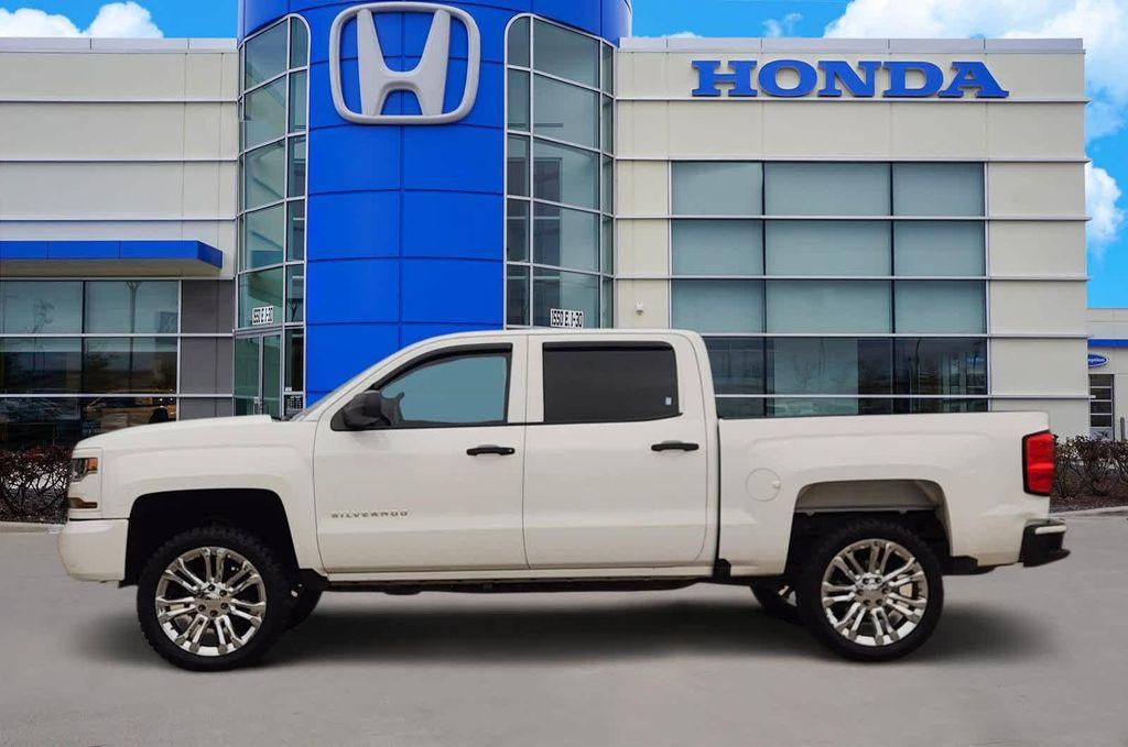 used 2018 Chevrolet Silverado 1500 car, priced at $21,224