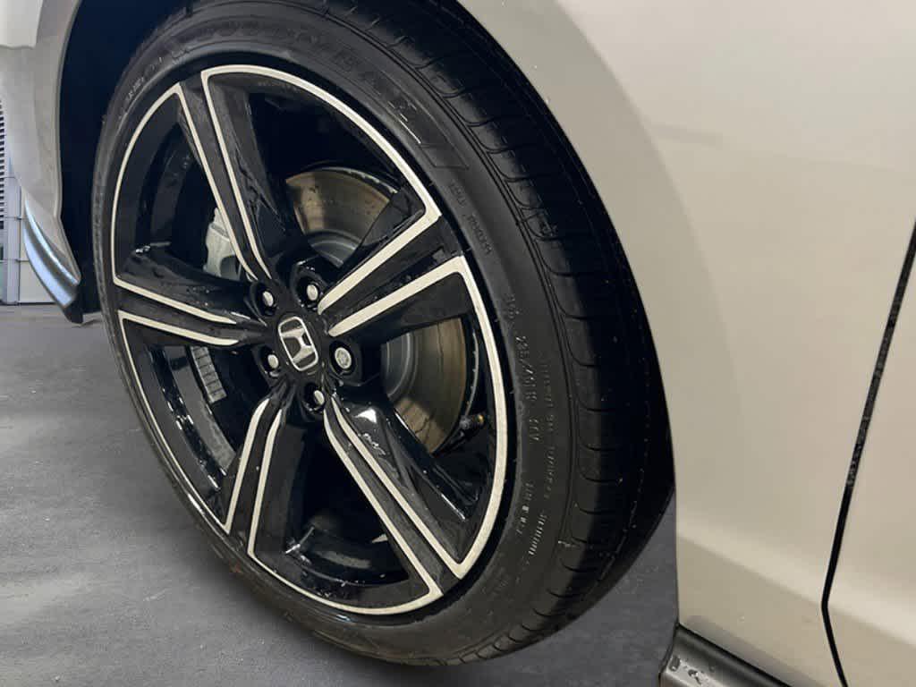 new 2026 Honda Accord Hybrid car, priced at $33,627