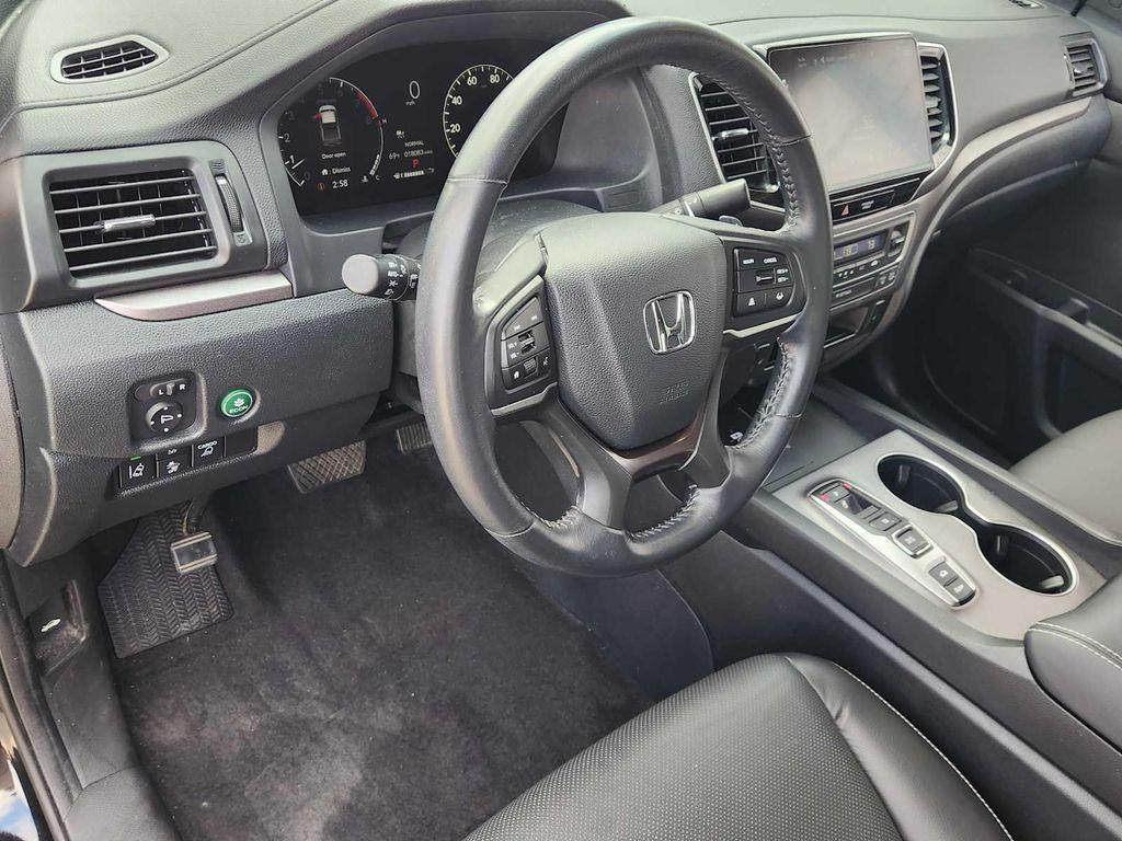 used 2024 Honda Ridgeline car, priced at $34,213