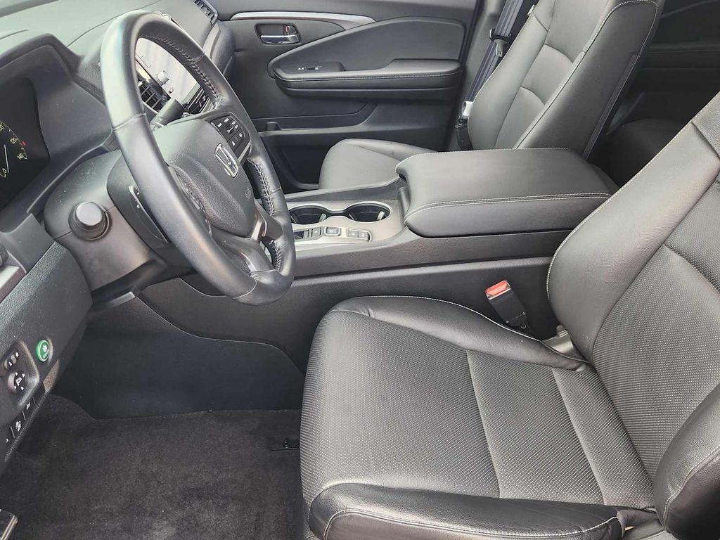 used 2024 Honda Ridgeline car, priced at $34,213