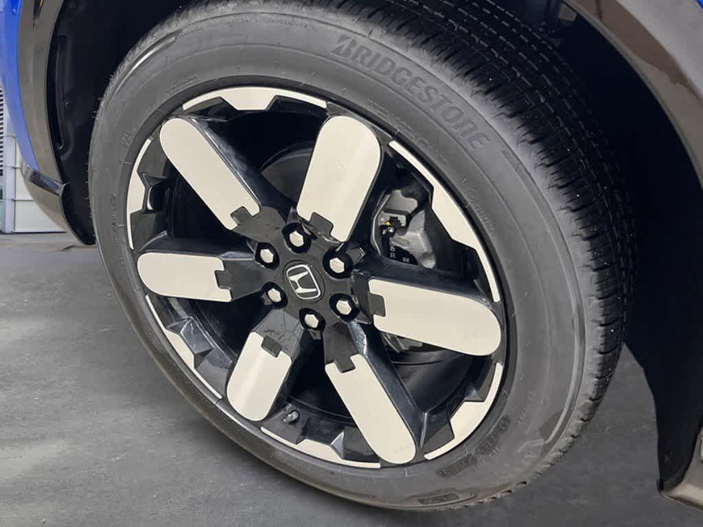 new 2025 Honda Prologue car, priced at $59,350