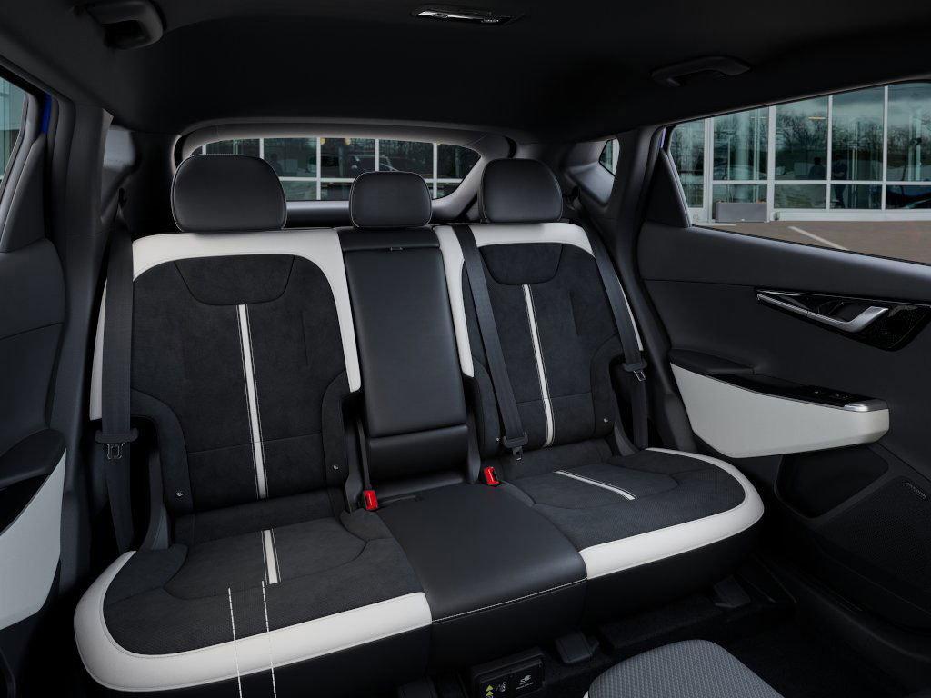 new 2025 Kia EV6 car, priced at $49,573