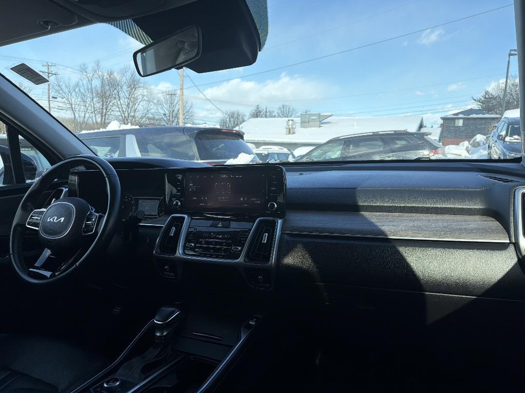 used 2022 Kia Sorento car, priced at $23,000