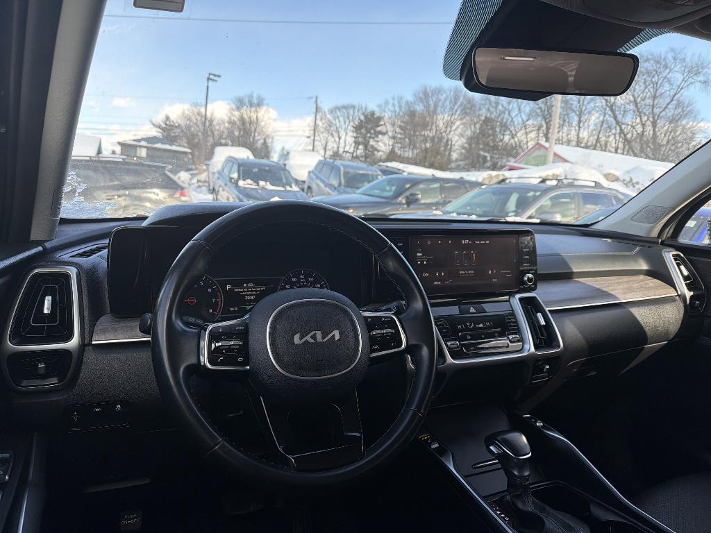 used 2022 Kia Sorento car, priced at $23,000