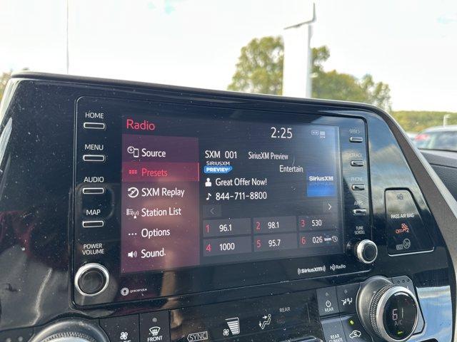 used 2022 Toyota Highlander car, priced at $29,500