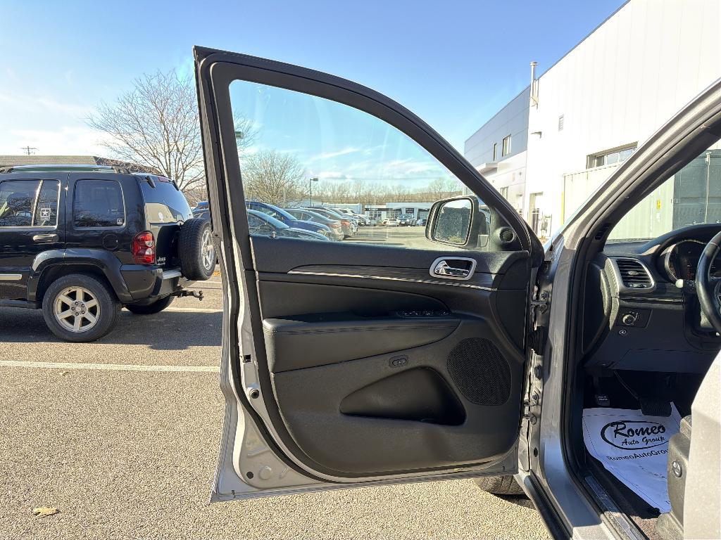 used 2019 Jeep Grand Cherokee car, priced at $18,850