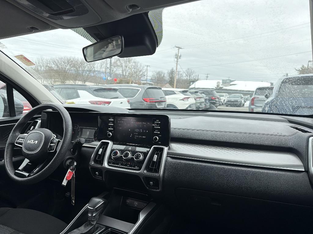 used 2022 Kia Sorento car, priced at $21,120