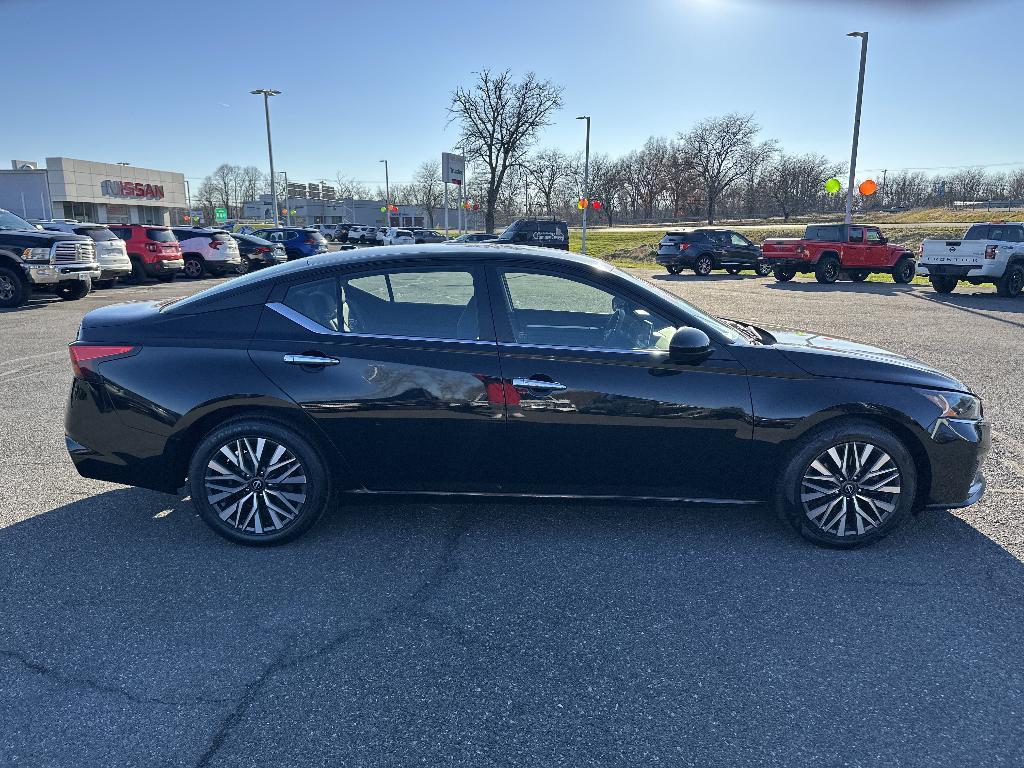 used 2023 Nissan Altima car, priced at $17,250