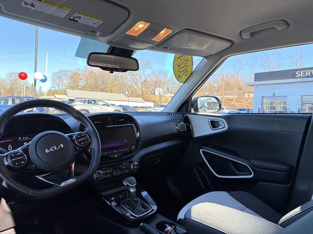 used 2024 Kia Soul car, priced at $20,350