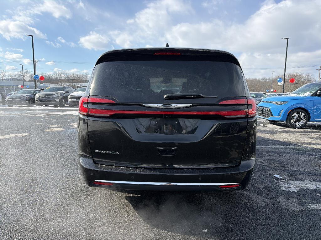 used 2023 Chrysler Pacifica car, priced at $24,000