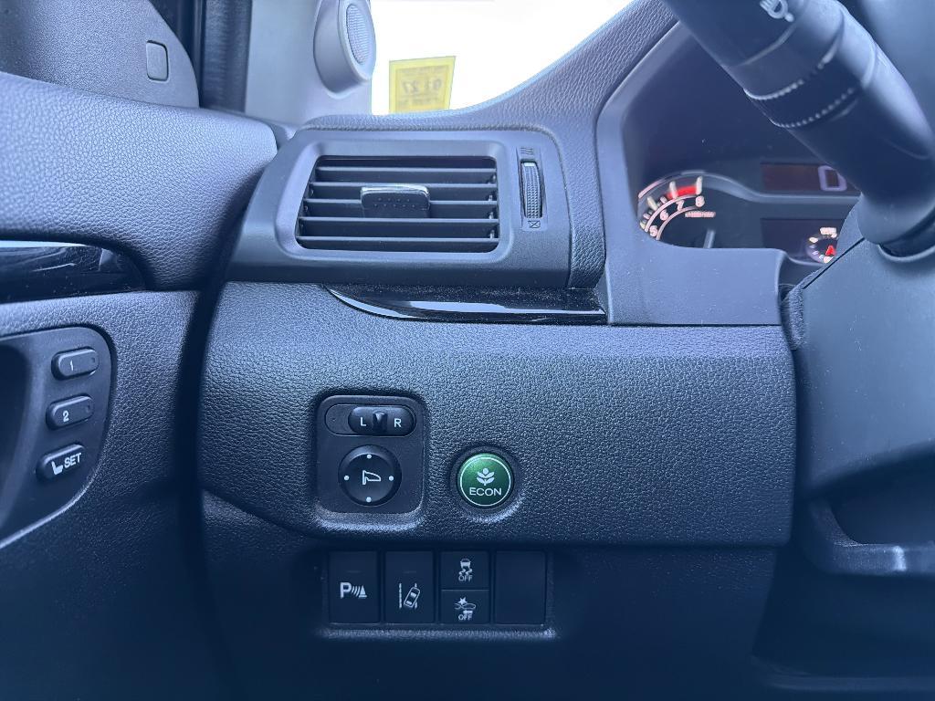 used 2016 Honda Pilot car, priced at $14,495