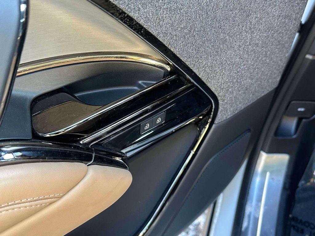 used 2025 Land Rover Range Rover Sport car, priced at $68,998