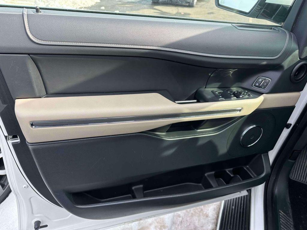 used 2022 Ford Expedition car, priced at $41,998