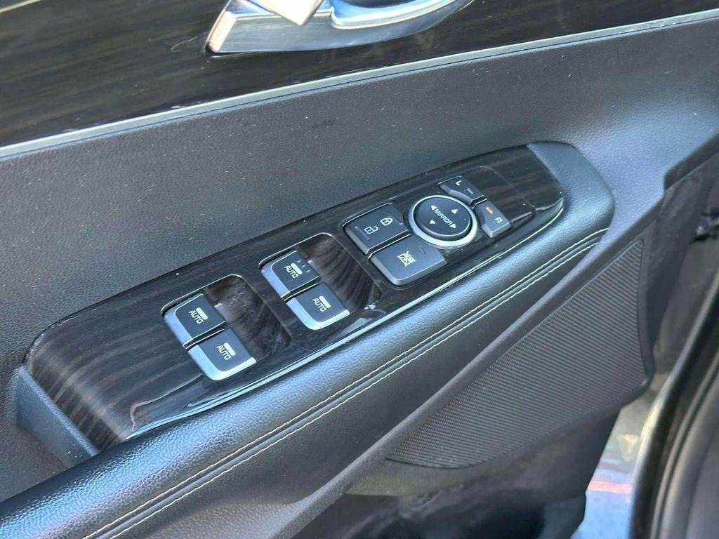 used 2020 Kia Sorento car, priced at $13,998