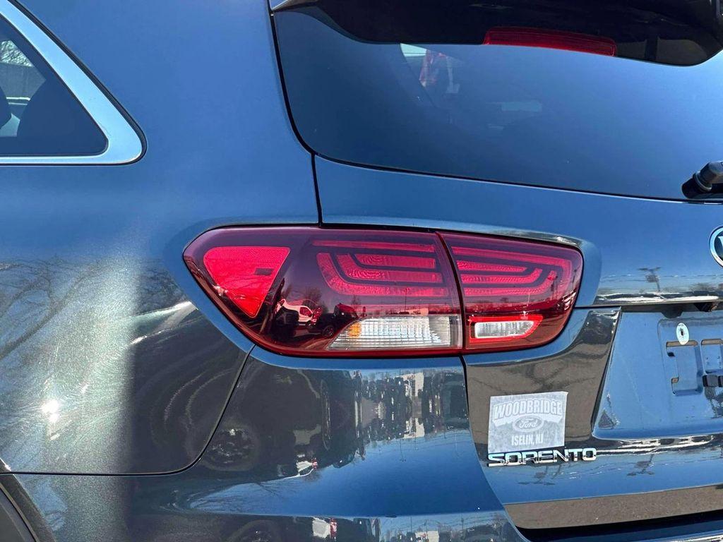 used 2020 Kia Sorento car, priced at $13,998
