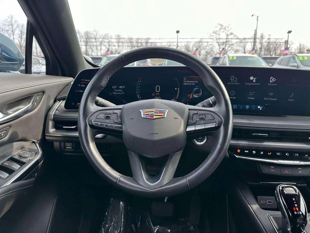used 2024 Cadillac XT4 car, priced at $28,998