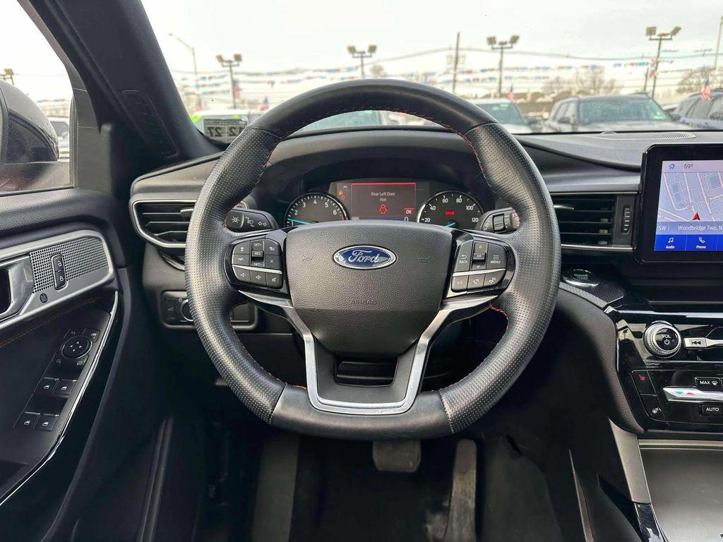 used 2022 Ford Explorer car, priced at $28,998