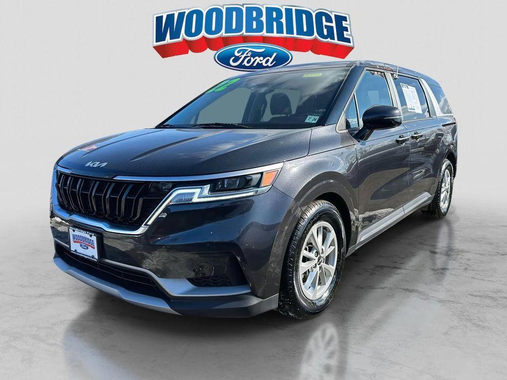 used 2022 Kia Carnival car, priced at $24,998