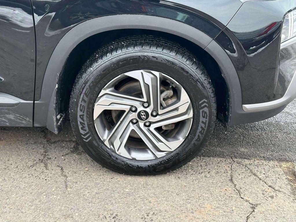 used 2023 Hyundai Santa Fe car, priced at $18,998