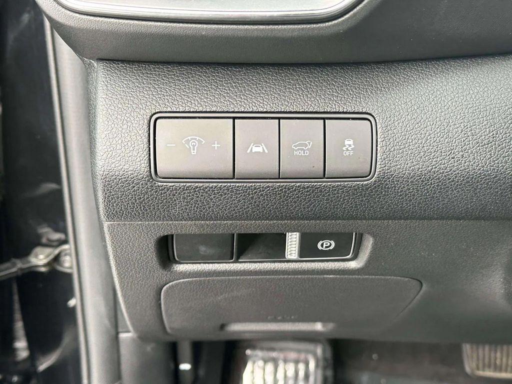 used 2023 Hyundai Santa Fe car, priced at $18,998