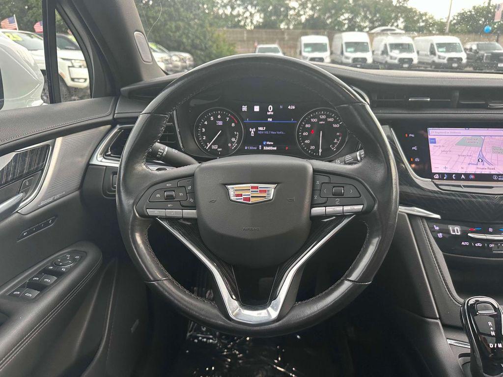 used 2022 Cadillac XT6 car, priced at $30,398