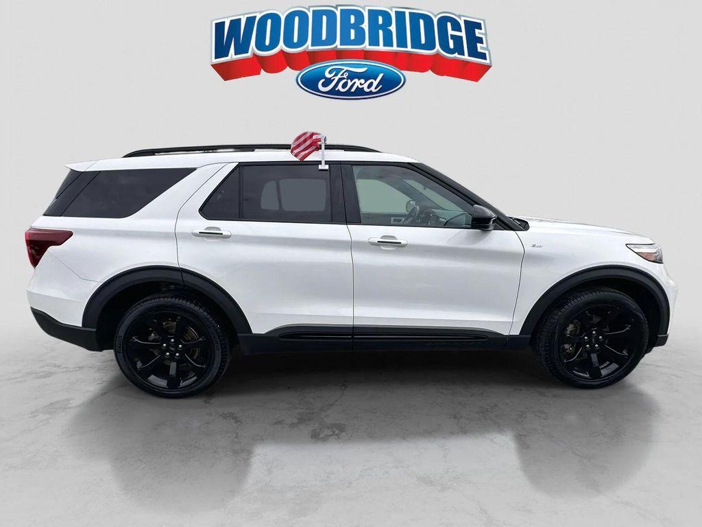 used 2022 Ford Explorer car, priced at $31,998