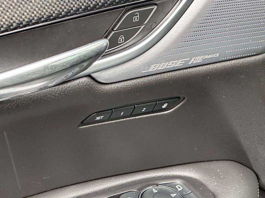 used 2024 Cadillac XT6 car, priced at $38,998