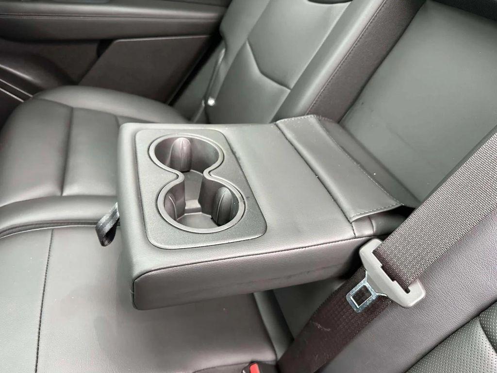 used 2024 Cadillac XT6 car, priced at $38,998