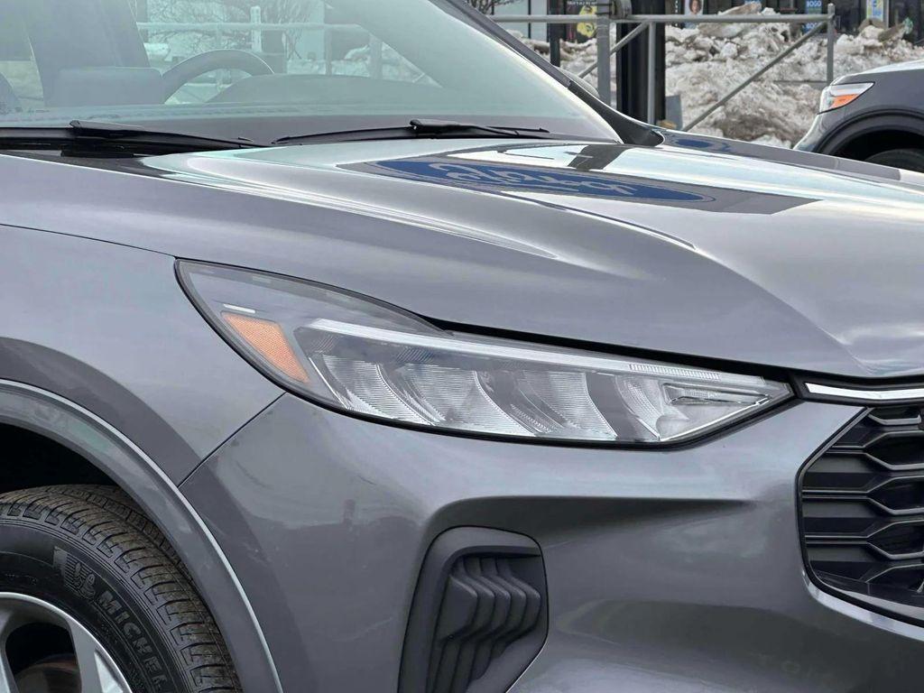 used 2024 Ford Escape car, priced at $20,998