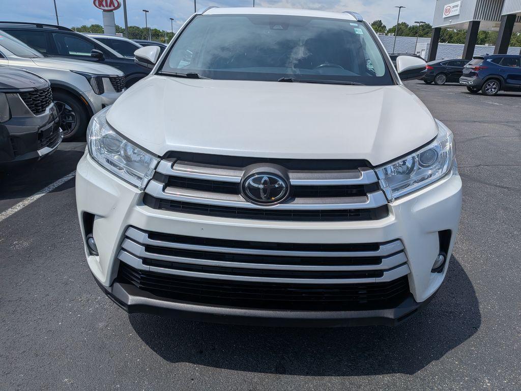 used 2019 Toyota Highlander car, priced at $21,538