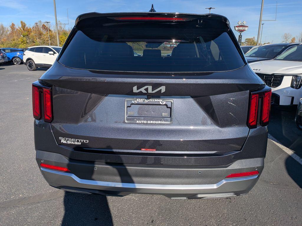 new 2026 Kia Sorento car, priced at $34,934