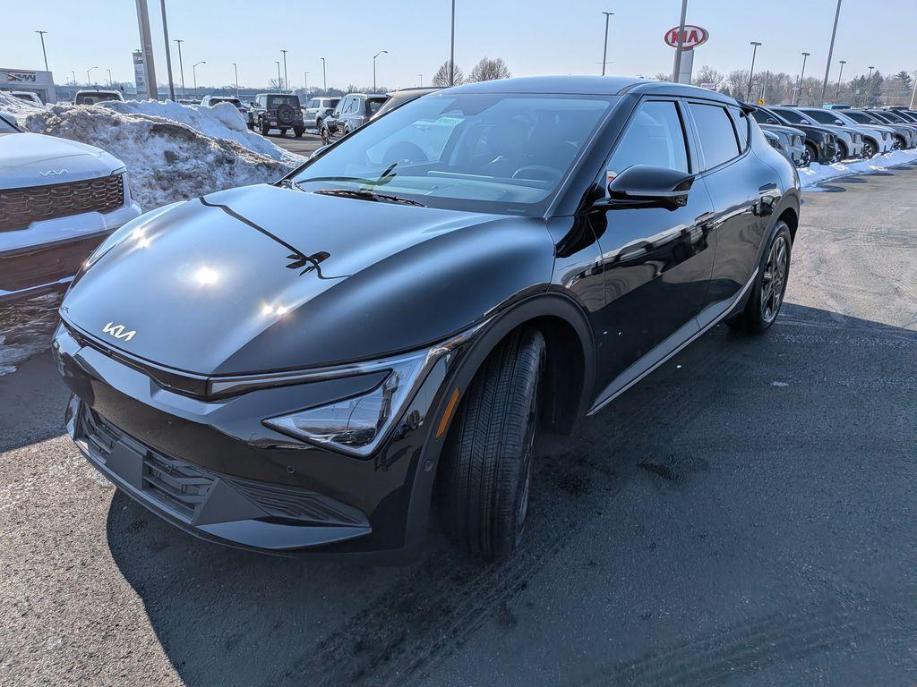 new 2025 Kia EV6 car, priced at $43,190