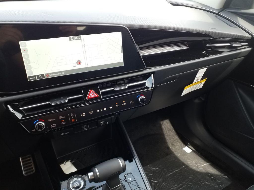 new 2025 Kia Niro car, priced at $30,821