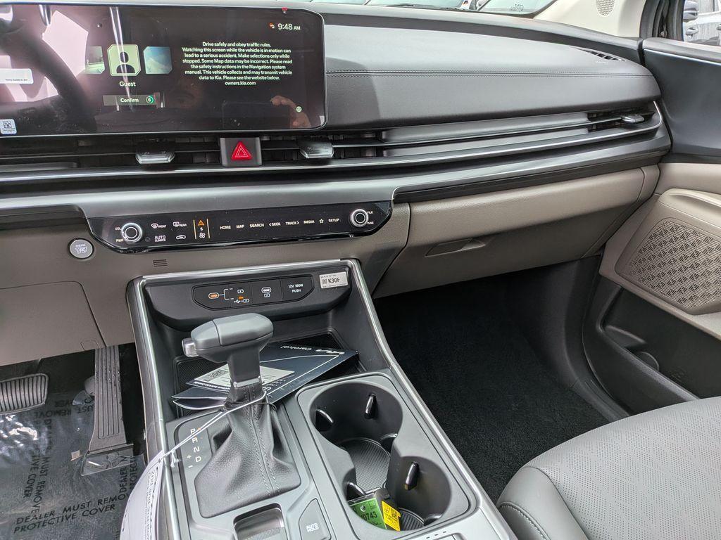 new 2026 Kia Carnival car, priced at $39,795
