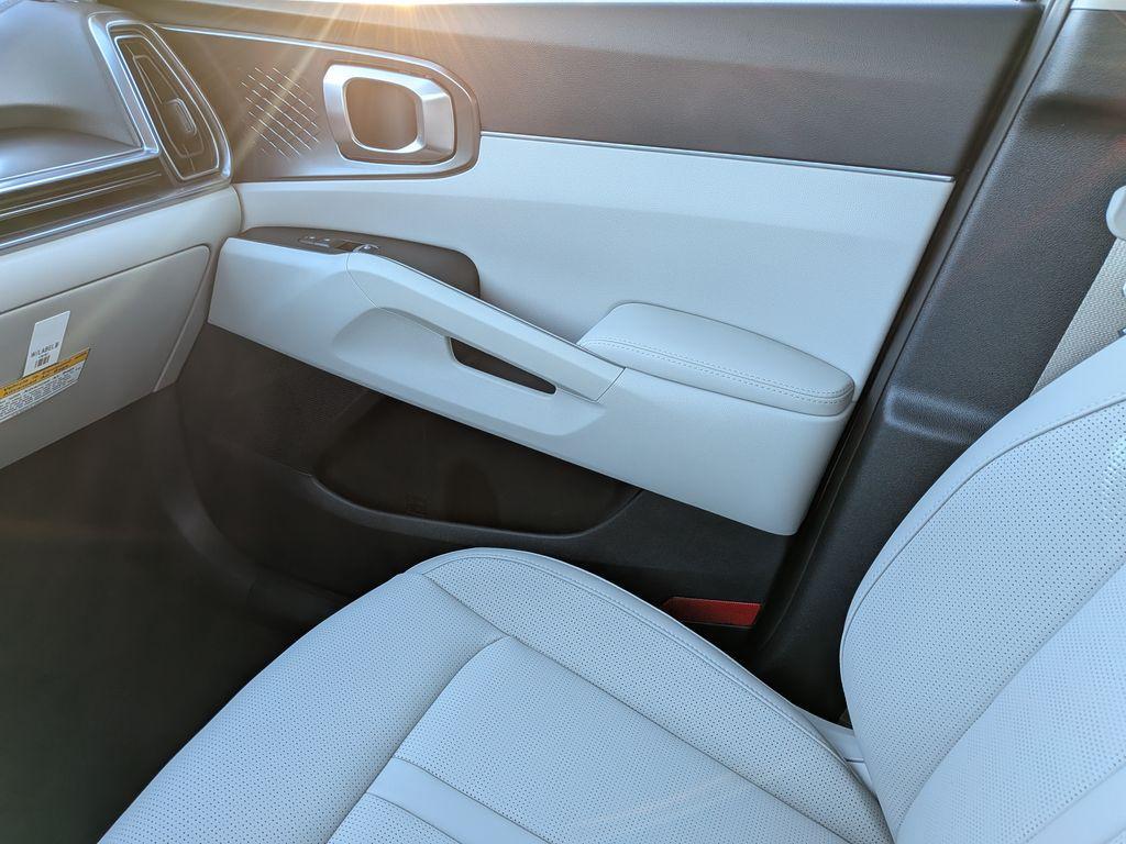 new 2026 Kia Sorento Hybrid car, priced at $38,543