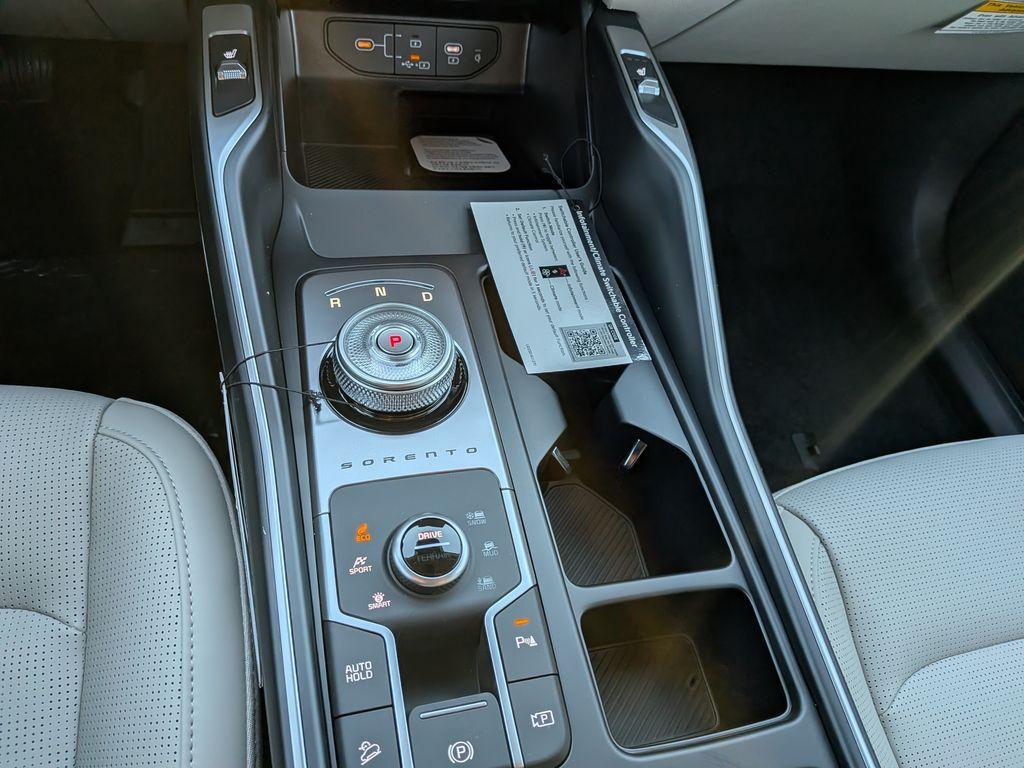 new 2026 Kia Sorento Hybrid car, priced at $38,543