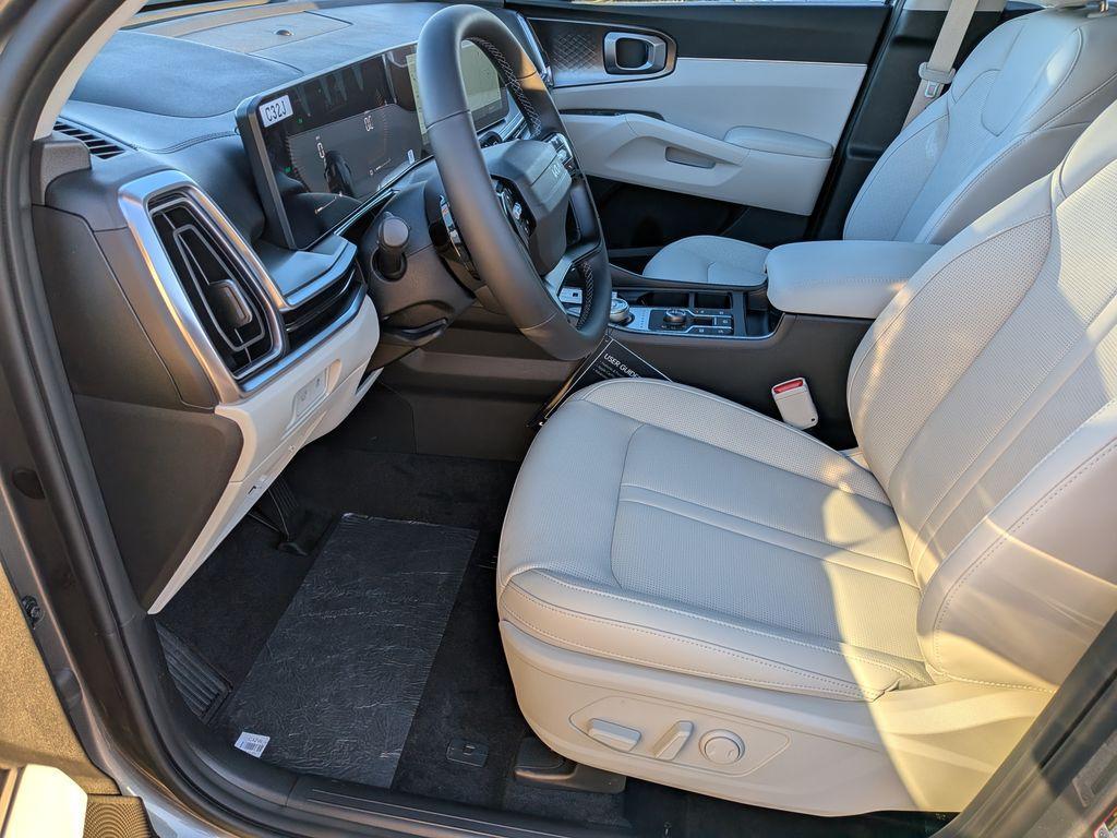 new 2026 Kia Sorento Hybrid car, priced at $38,543