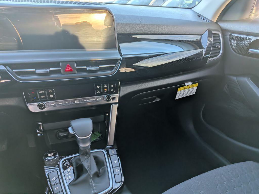 new 2026 Kia Seltos car, priced at $28,180