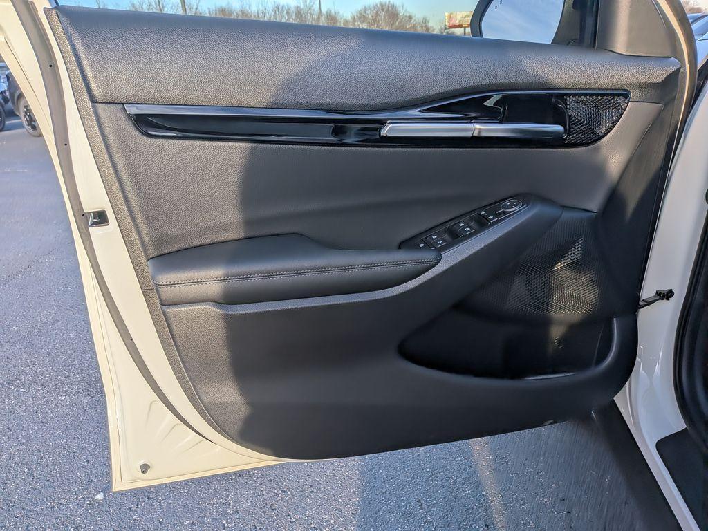 new 2026 Kia Seltos car, priced at $28,180