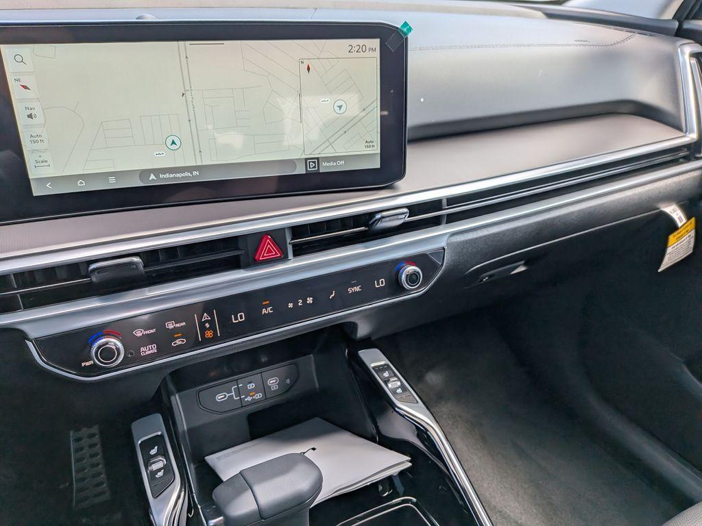 new 2026 Kia Sorento car, priced at $39,573