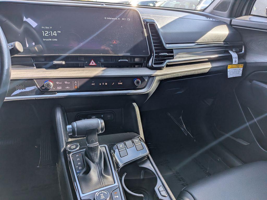 used 2025 Kia Sportage car, priced at $30,391