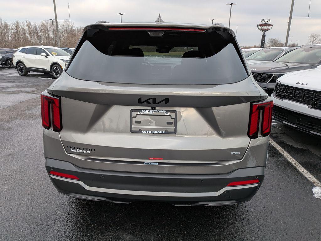 new 2026 Kia Sorento Hybrid car, priced at $44,576