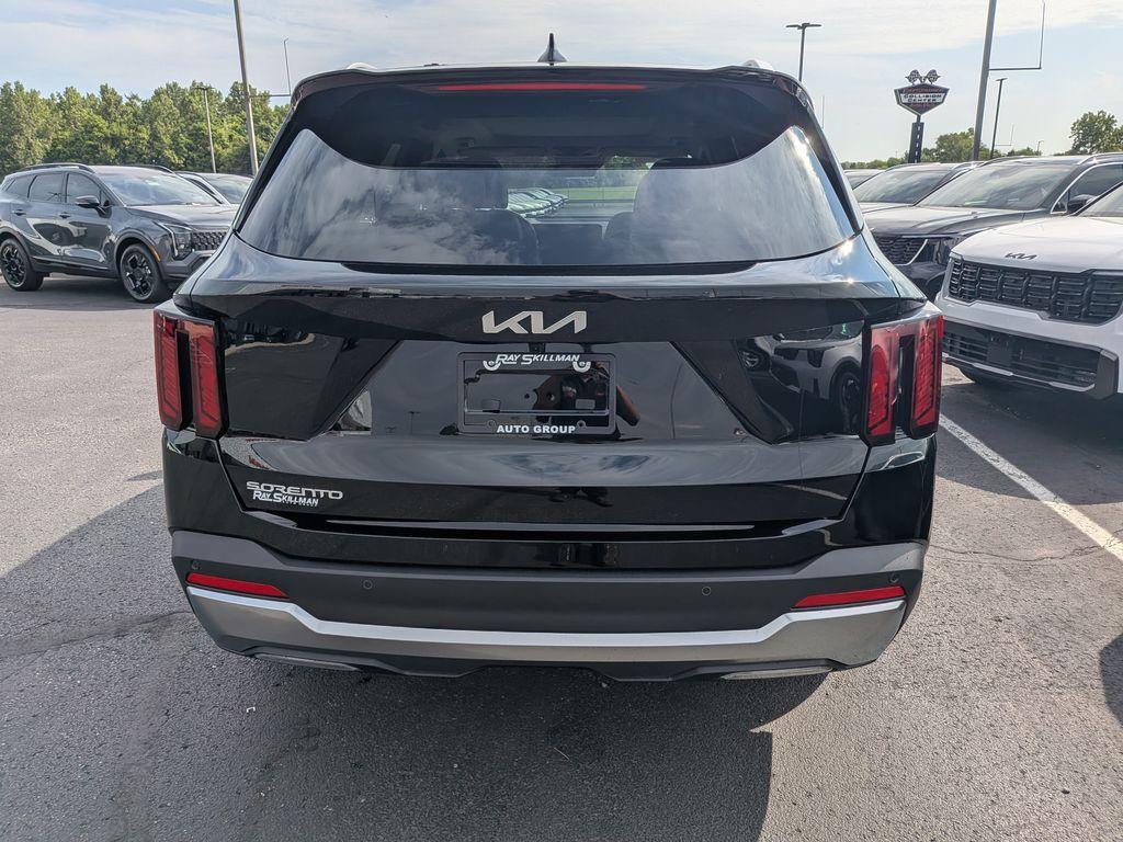 new 2025 Kia Sorento car, priced at $36,305