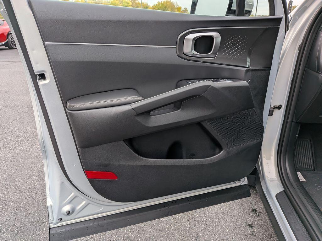 new 2026 Kia Sorento car, priced at $34,934