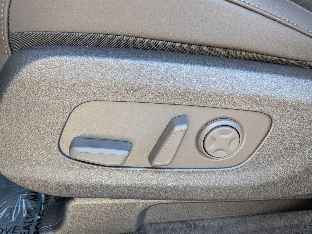 new 2026 Kia Carnival car, priced at $40,265