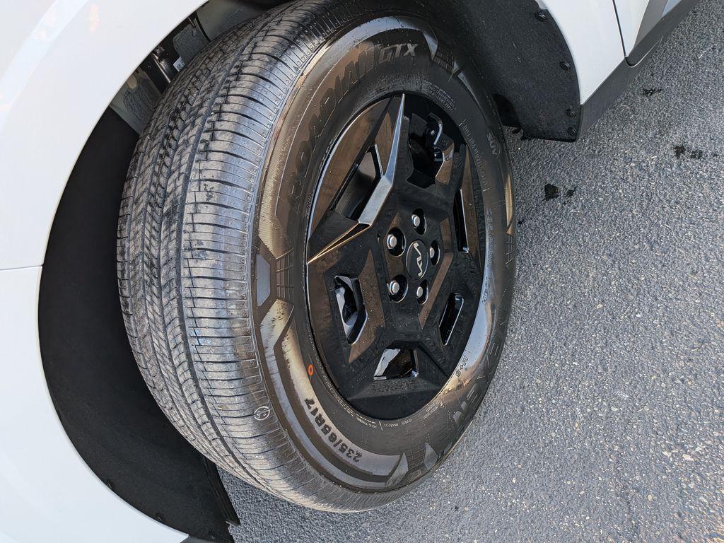 new 2026 Kia Carnival car, priced at $40,265