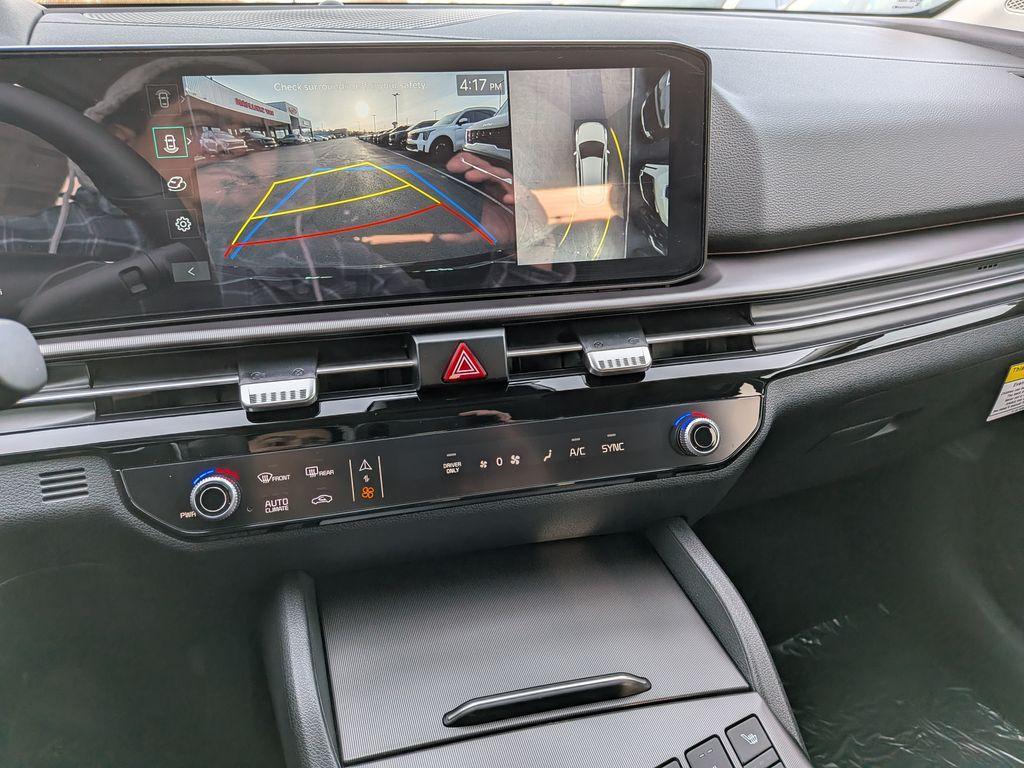 new 2026 Kia Sportage Hybrid car, priced at $40,805