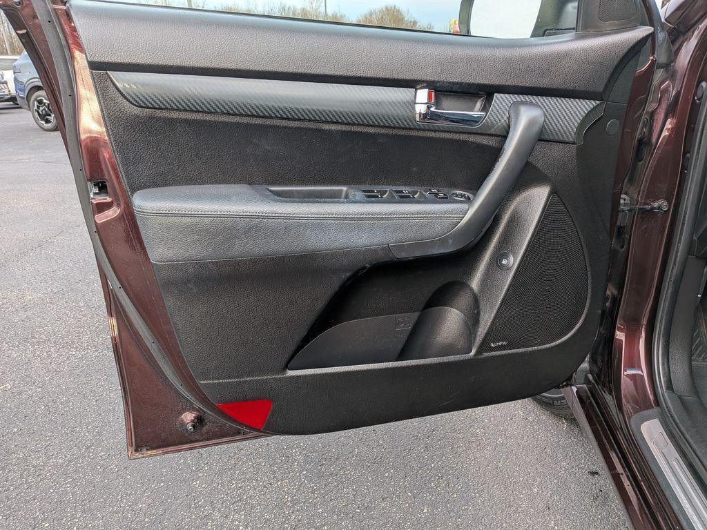 used 2011 Kia Sorento car, priced at $6,988