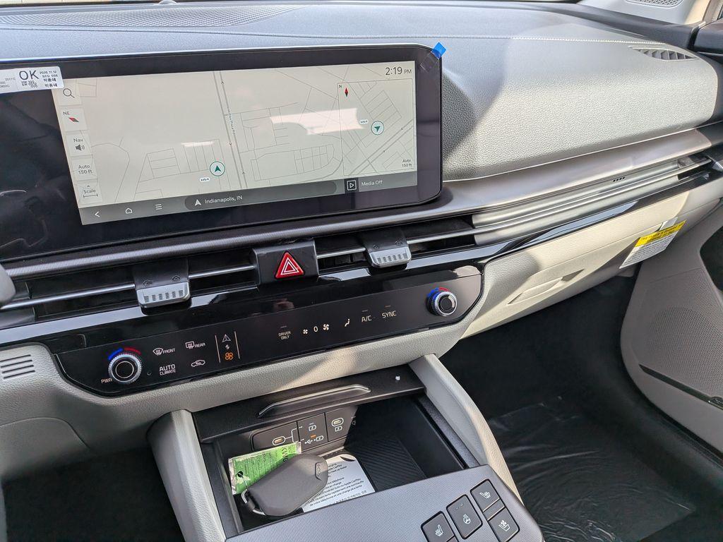 new 2026 Kia Sportage Hybrid car, priced at $40,555